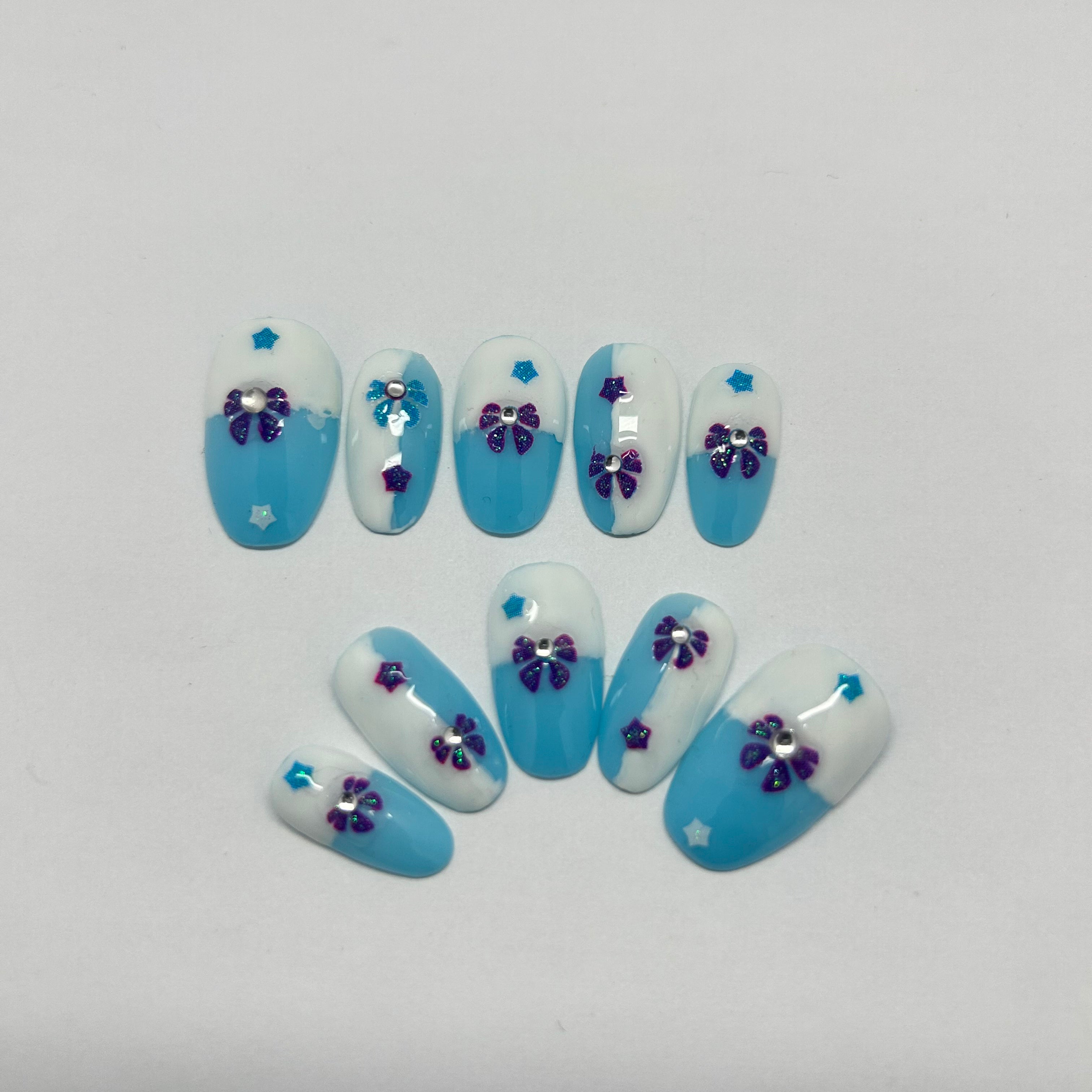 White Cloud Blue Sea