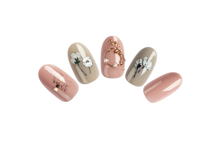 Elegant White Flower