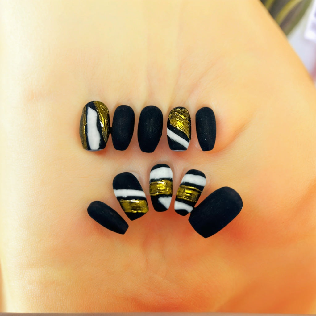 Cool Girl Looking for Party