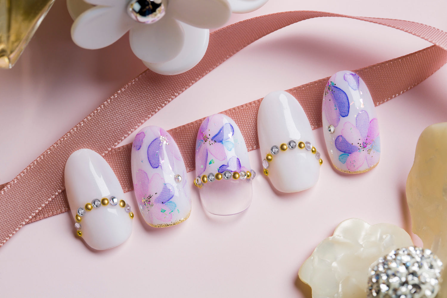 Elegant and Hazy Flowers